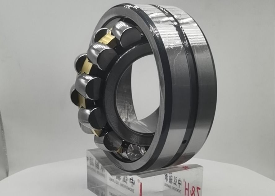 Έξοχος τελειώστε το σφαιρικό μέγεθος 65×140×48mm ρουλεμάν κυλίνδρων κλουβιών 22313CA/W33 Brassl